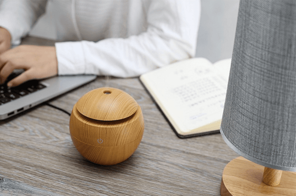 Light Wood Grained USB 130 ml Ultrasonic Cool Mist Essential Oil Diffuser with LED